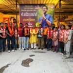 आदित्य ठाकरे के जन्मदिवस पर शिवसेना कार्यकर्ताओं ने मनाया उत्सव, मिठाई बांटकर दी शुभकामनाएं
